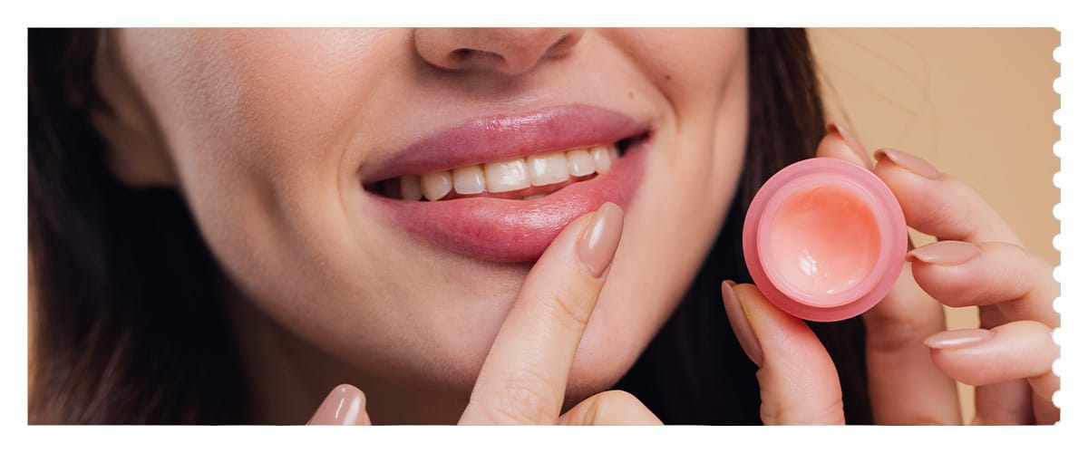 10 Habits That Make Your Lips Darker